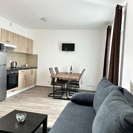 Sky Apartments 509 Пльзень Экстерьер фото