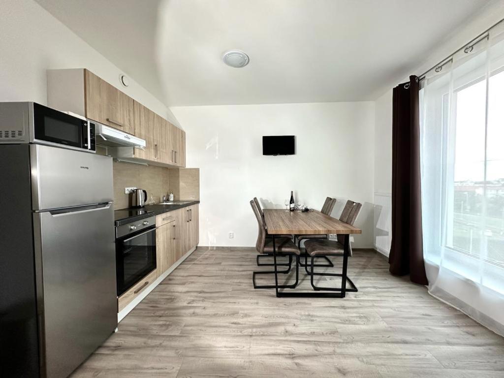 Sky Apartments 509 Пльзень Экстерьер фото
